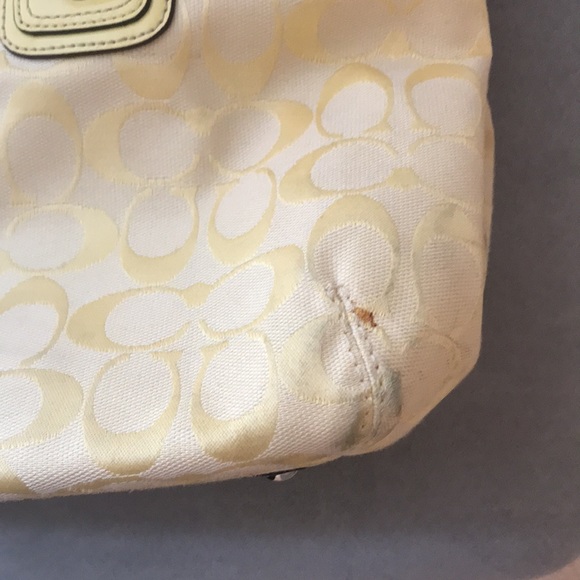 Coach Signature Yellow Handbag - Picture 11 of 16